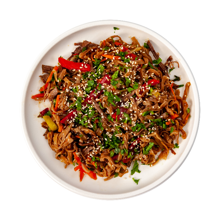 Соба гречневая с говядиной и овощами